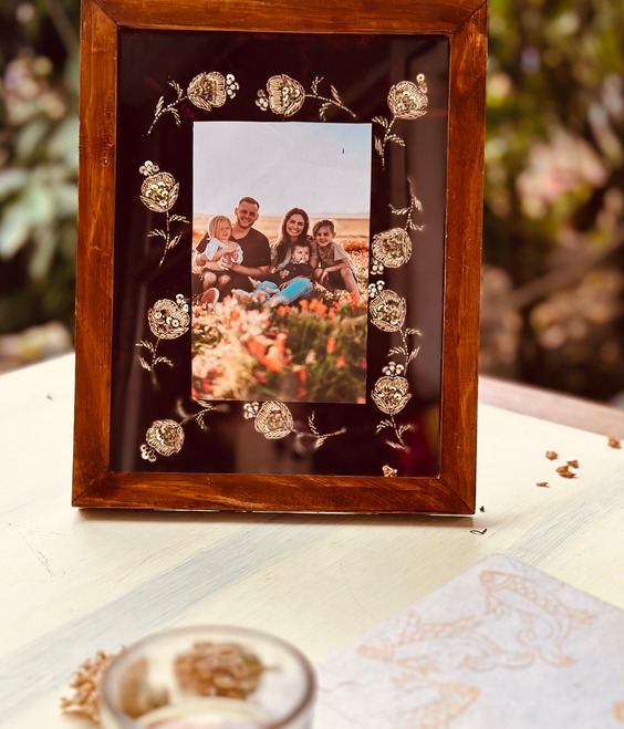 Buy Online Handcrafted Aari Zardozi Photo Frame (Maroon)