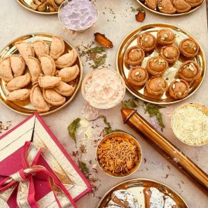 Gujiya Mithai Gift Hamper (Vegan)