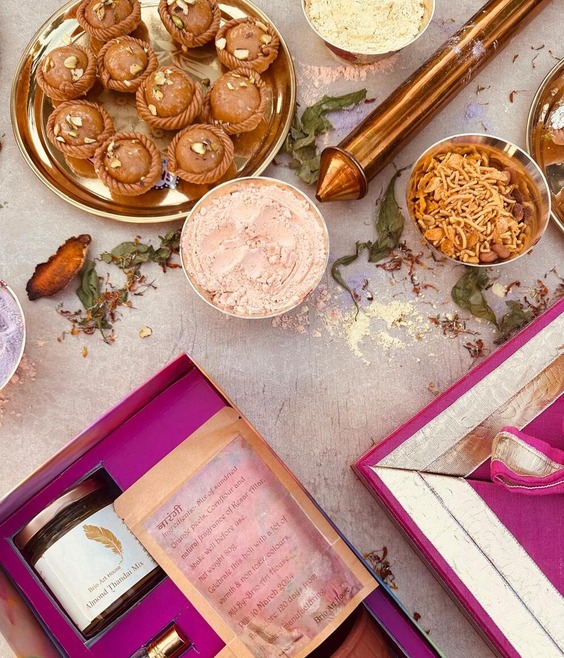 Ramdana Atta Gujiya Mithai Box (Gluten Free)