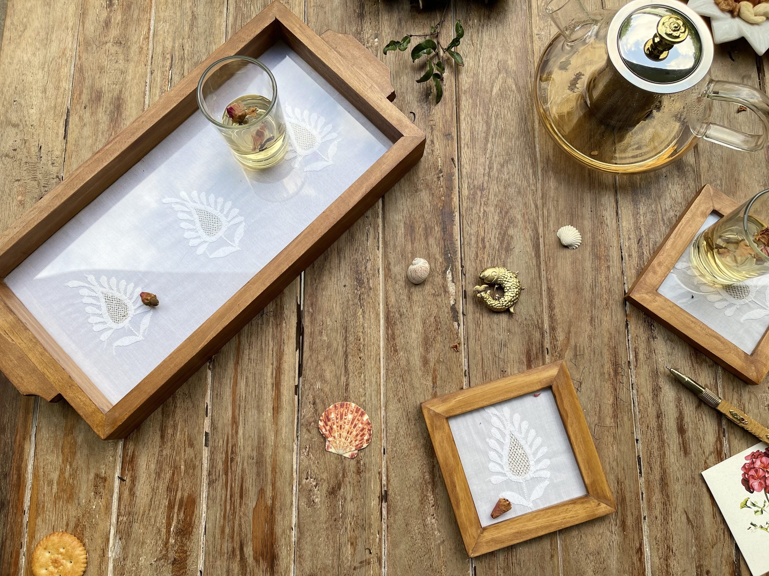 Chikankari Glass Tray - Image 5