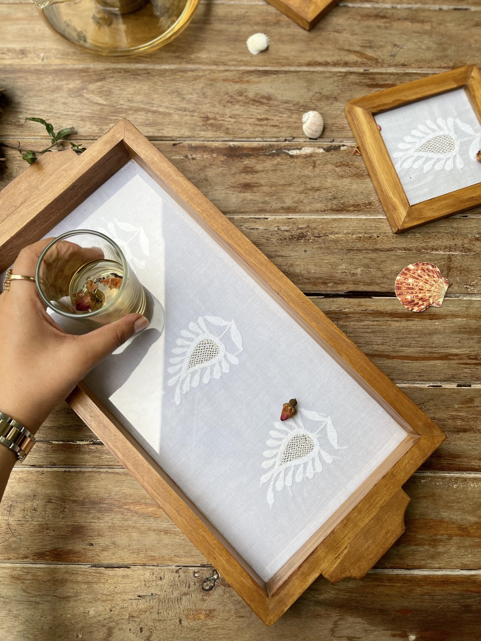 Chikankari Glass Tray