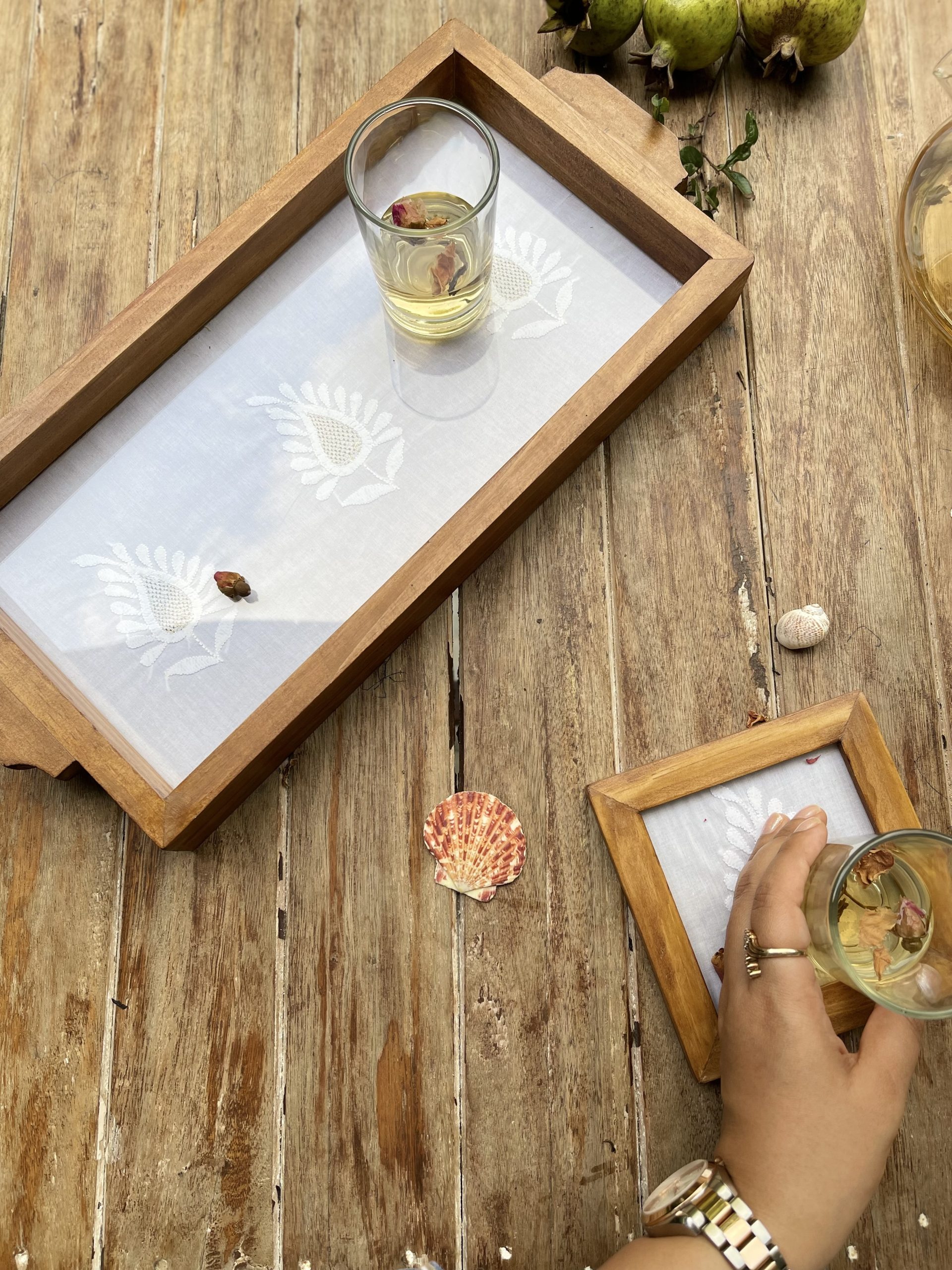 Chikankari Glass Tray - Image 2