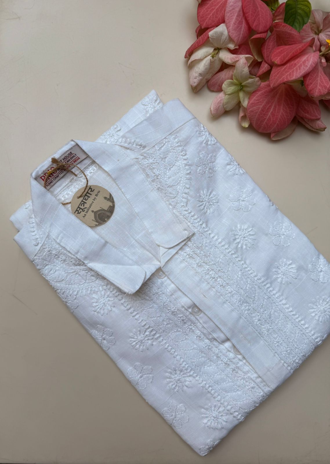 White Hand-Embroidered Chikankari Kurta for Men with Phanda Keel Booti Work