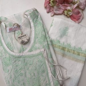 Chikankari Mul Anarkali Kurti With Stole (Semi-Stitched)