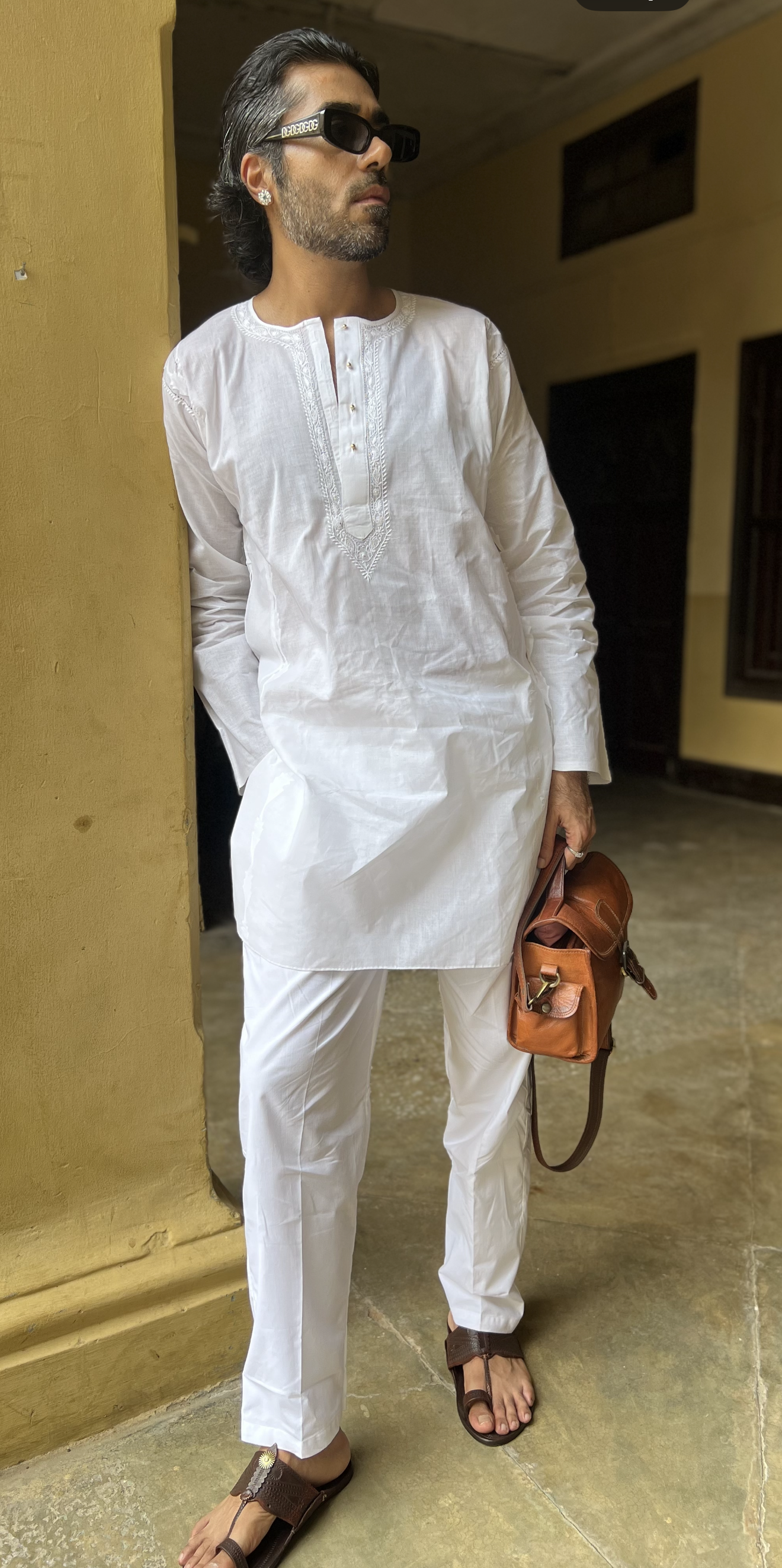 Chikankari Daraz Unisex Fine Work Pure Cotton Kurta - Image 2