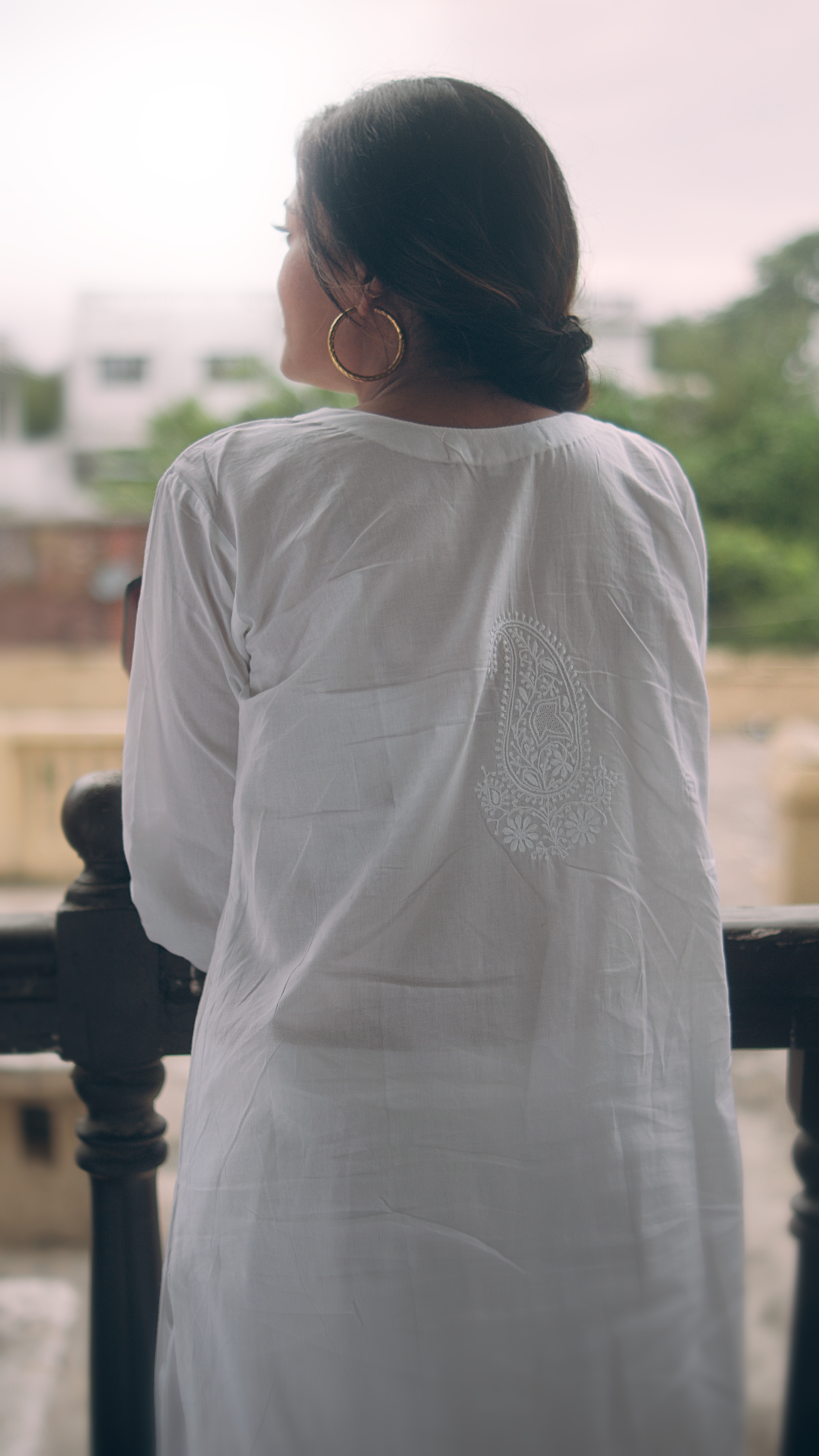 Pure Cotton Chikankari Fine Booti Work Long Kurti - Image 3