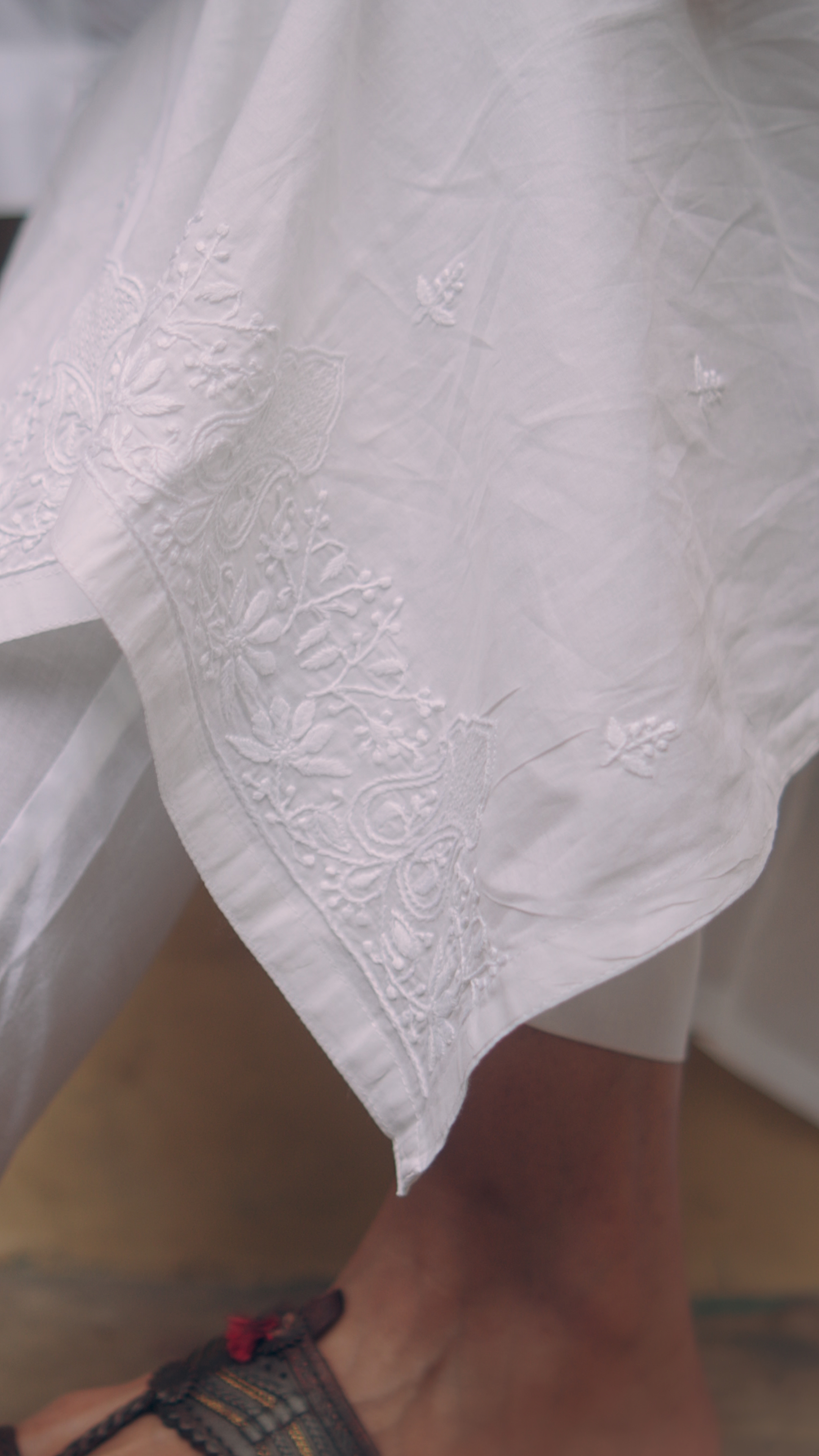 Pure Cotton Chikankari Fine Booti Work Long Kurti - Image 4